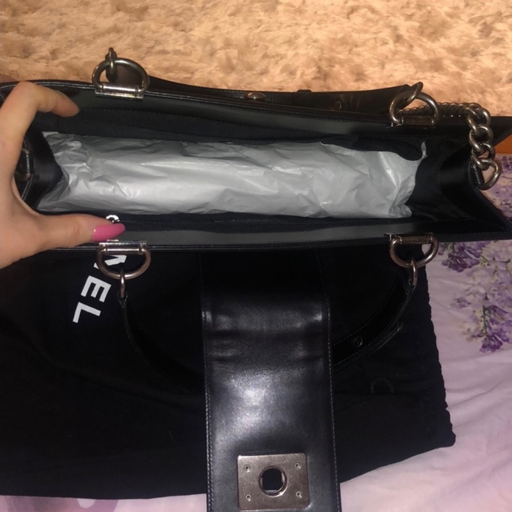 Chanel Shopper Boy Bag - Picture 10 of 16